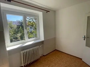 Pronájem bytu 1+1, Neratovice, Školní, 31 m2