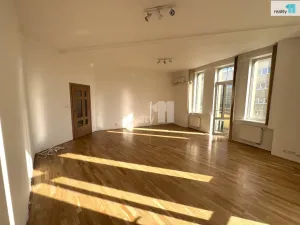 Pronájem bytu 2+kk, Praha - Vysočany, Kolbenova, 85 m2