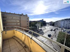 Pronájem bytu 2+kk, Praha - Vysočany, Kolbenova, 85 m2
