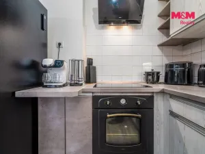Prodej bytu 1+kk, Hradec Králové, Škroupova, 34 m2