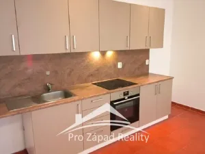 Pronájem bytu 2+kk, Plzeň, Poděbradova, 48 m2