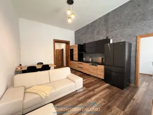 Pronájem bytu 3+kk, Znojmo, Coufalova, 70 m2