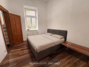 Pronájem bytu 3+kk, Znojmo, Coufalova, 70 m2