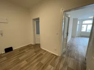 Pronájem bytu 3+kk, Praha, Bubenečská, 80 m2