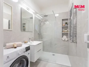 Prodej bytu 2+1, Poděbrady - Poděbrady III, Hakenova, 63 m2