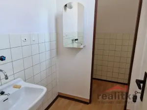 Pronájem skladu, Opava - Kylešovice, Hlavní, 33 m2