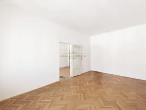 Prodej bytu 2+kk, Praha - Střešovice, Na Malovance, 42 m2