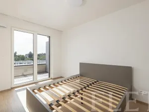 Pronájem bytu 2+kk, Praha - Řeporyje, Haenkeho, 48 m2