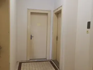 Pronájem kanceláře, Pardubice, 27 m2