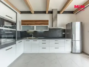 Pronájem rodinného domu, Praha - Březiněves, Pěnkaví, 110 m2