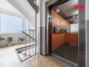 Prodej bytu 2+kk, Praha - Stodůlky, Trávníčkova, 45 m2