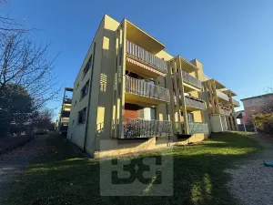 Pronájem bytu 1+kk, Praha - Čakovice, Rýnská, 38 m2