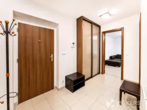Pronájem bytu 3+1, Praha - Košíře, Lovčenská, 76 m2