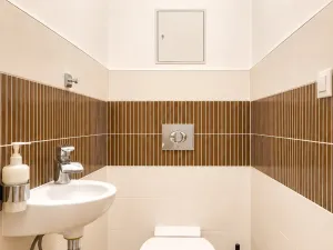 Pronájem bytu 3+1, Praha - Košíře, Lovčenská, 76 m2