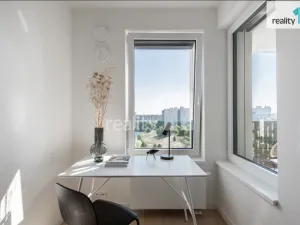 Pronájem bytu 1+kk, Praha - Stodůlky, Mukařovského, 41 m2