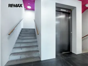 Pronájem bytu 3+kk, Praha - Smíchov, Šiklové, 97 m2