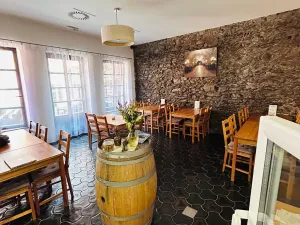 Pronájem obchodního prostoru, Kolín, Na Hradbách, 164 m2