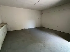 Pronájem garáže, Kolín, Kmochova, 34 m2