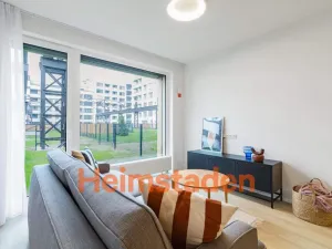 Pronájem bytu 2+kk, Praha - Holešovice, Vrbenského, 61 m2