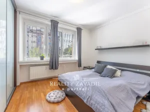 Prodej bytu 3+1, Praha - Strašnice, U kombinátu, 77 m2