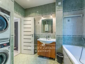 Prodej bytu 3+1, Praha - Strašnice, U kombinátu, 77 m2