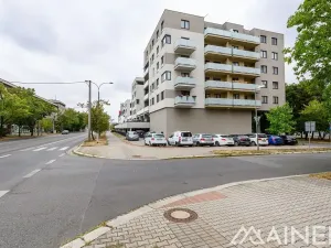 Pronájem bytu 2+kk, Plzeň, Koterovská, 49 m2