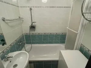 Pronájem bytu 2+1, Krnov - Pod Bezručovým vrchem, Seifertova, 55 m2