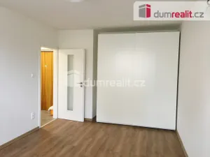 Pronájem bytu 1+1, Praha - Smíchov, Štorkánova, 34 m2