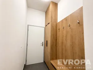 Pronájem bytu 3+kk, Břeclav, Národních hrdinů, 50 m2
