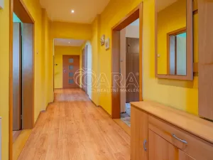 Prodej rodinného domu, Mořina, 320 m2