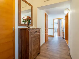 Prodej rodinného domu, Mořina, 320 m2