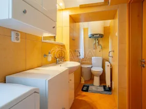 Prodej rodinného domu, Mořina, 320 m2