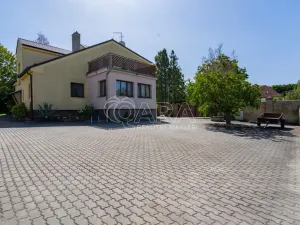 Prodej rodinného domu, Mořina, 320 m2