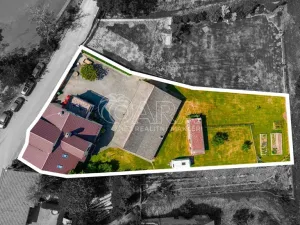 Prodej vícegeneračního domu, Mořina, 320 m2