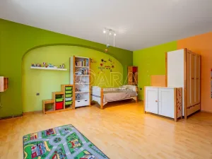 Prodej vícegeneračního domu, Mořina, 320 m2