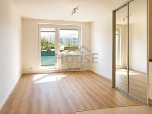 Prodej bytu 1+kk, Praha, Zakšínská, 27 m2
