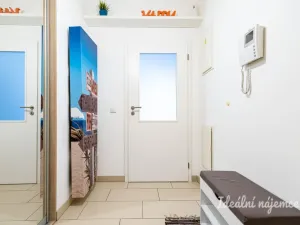 Pronájem bytu 2+kk, Praha - Libeň, Kurta Konráda, 63 m2
