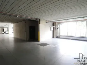 Prodej garáže, Hradec Králové, Kubelíkova, 13 m2