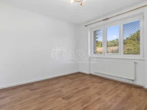 Prodej bytu 3+1, Velký Osek, Revoluční, 68 m2