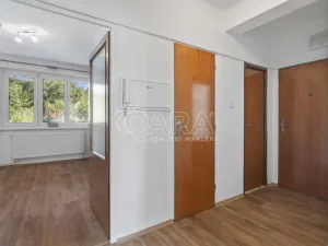 Prodej bytu 3+1, Velký Osek, Revoluční, 68 m2
