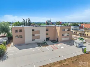 Pronájem bytu 2+kk, Hradec Králové - Kukleny, Pražská třída, 106 m2