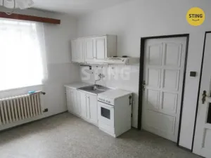 Prodej rodinného domu, Staré Město, 200 m2