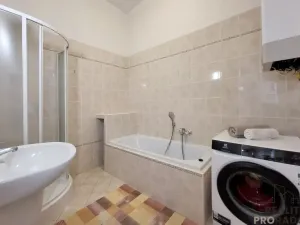 Prodej bytu 3+kk, Praha, Heřmanova, 84 m2