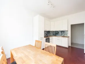 Pronájem bytu 2+kk, Praha - Holešovice, Na Maninách, 48 m2