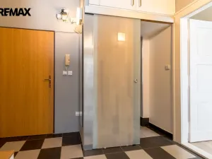 Pronájem bytu 2+kk, Hradec Králové, Škroupova, 56 m2