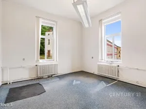 Pronájem kanceláře, Děčín, Košická, 635 m2