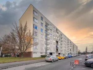 Pronájem bytu 3+kk, Hradec Králové - Nový Hradec Králové, Pod Zámečkem, 74 m2