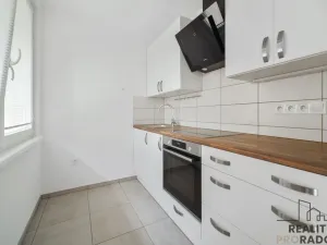 Pronájem bytu 1+kk, Pardubice, Jiráskova, 40 m2