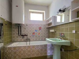 Prodej rodinného domu, Holasice, 182 m2