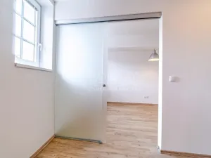 Pronájem bytu 2+kk, Dřevohryzy, 53 m2